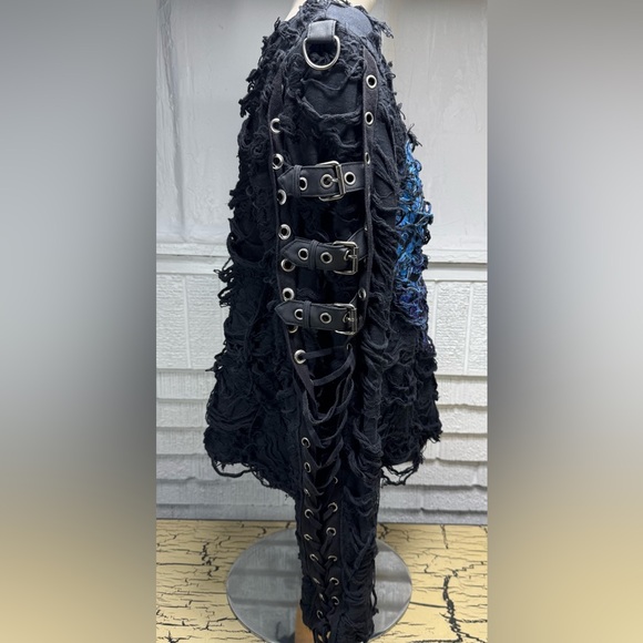 VTG Lip Service Bio Threat Distressed Long Sleeve Top Shirt Goth 90s Y2K buckles - Picture 5 of 16